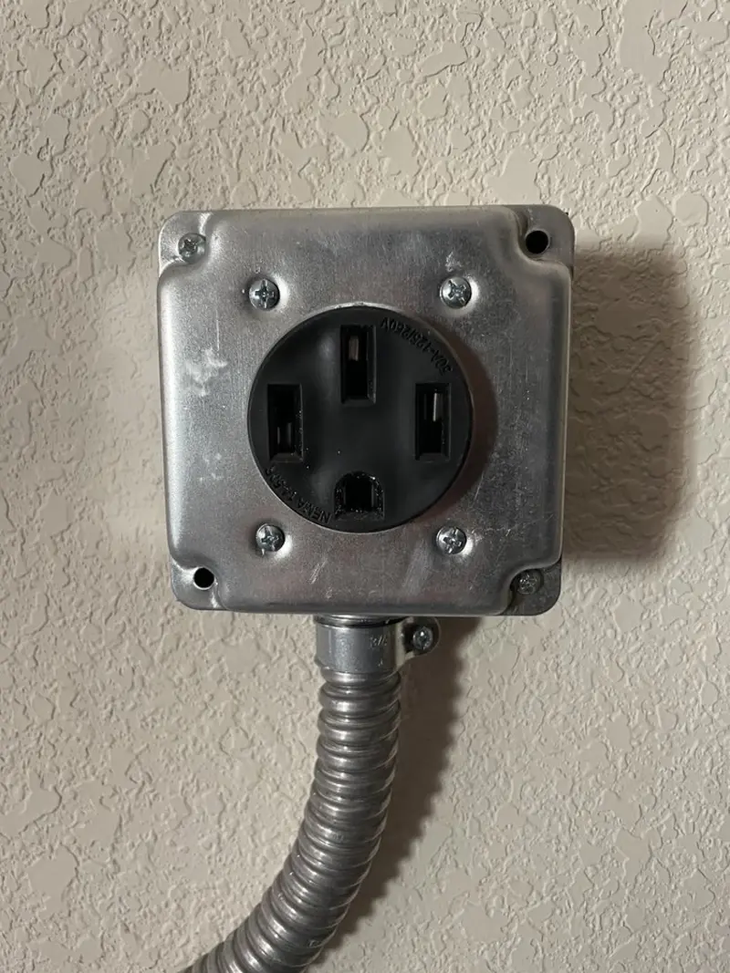 NEMA 14-50 outlet installed for Smart Home Electrical in Rio Bravo
